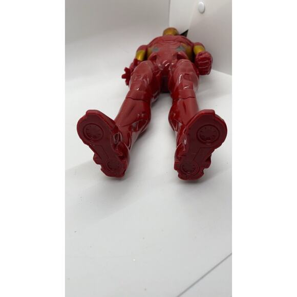 Marvel Legends Iron Man Tony Stark 12" Scale Action Figure - Picture 4 of 4